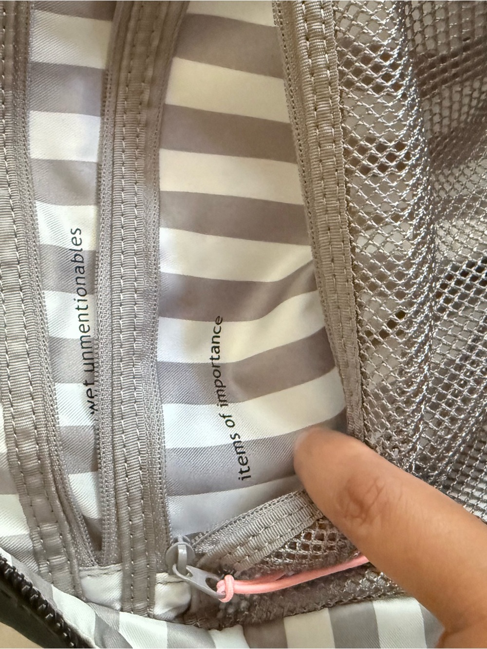 lululemon athletica Black Leather Duffel Tote - Picture 4 of 15